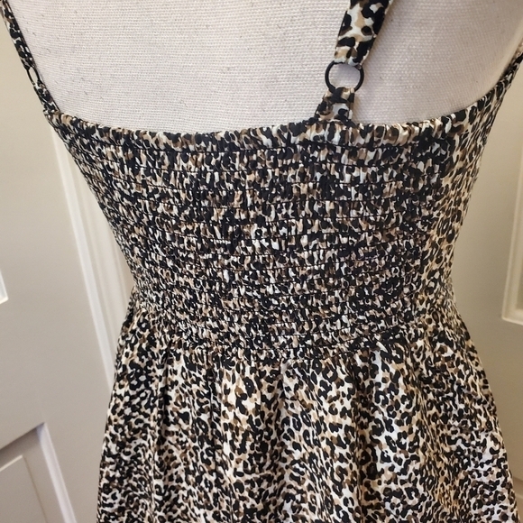 Old Navy Leopard Print Sun Dress - Size Small 100% Rayon - Picture 5 of 10